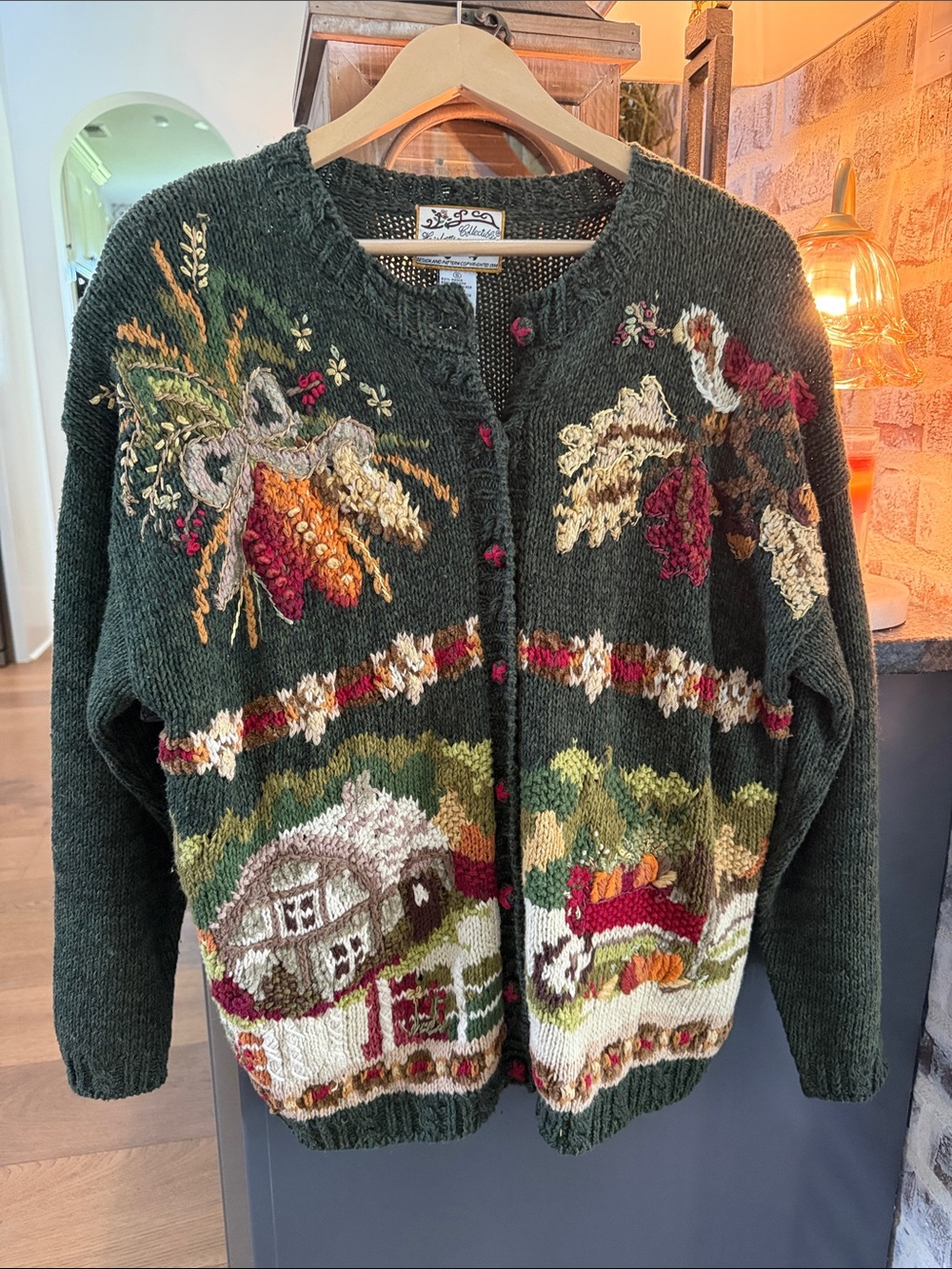 Women’s Vintage FALL Heirloom Collectibles SZ S Cardigan sweater